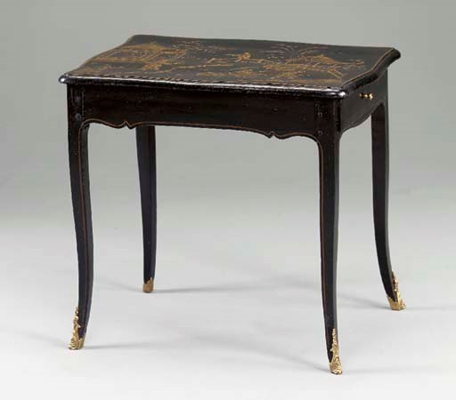 A LOUIS XV BLACK AND GILT-JAPANNED AND EBONIZED CENTER TABLE,
