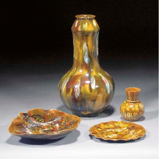 A Linthorpe Pottery vase