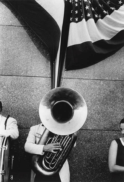 ROBERT FRANK