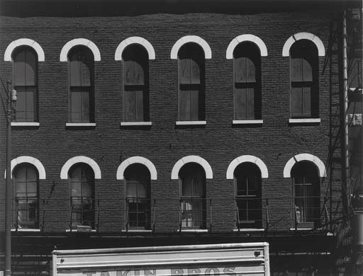 AARON SISKIND (1903-1991)