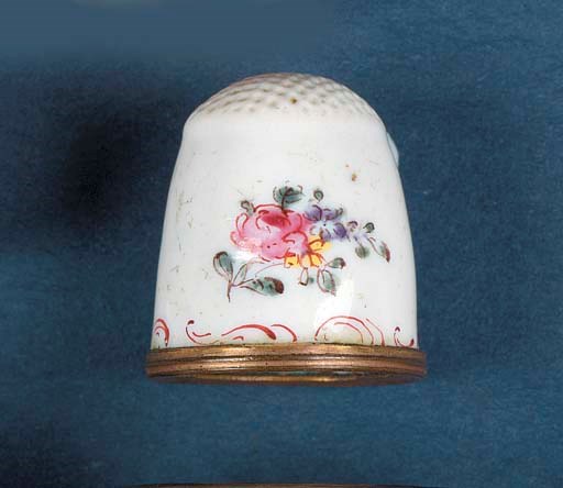 An enamel thimble