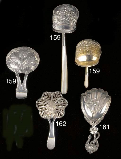 A George III caddy spoon