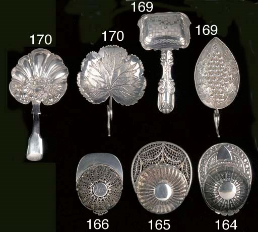A George III caddy spoon