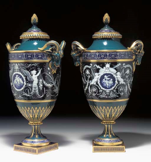 A PAIR OF MINTONS PÂTE-SUR-PÂTE PEACOCK-BLUE GROUND VASES AND COVERS