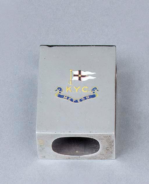 A Victorian silver matchbox-sleeve