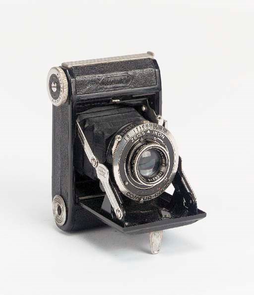 Ikonta 520/18 camera