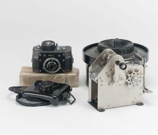 F21 button camera no. 1270