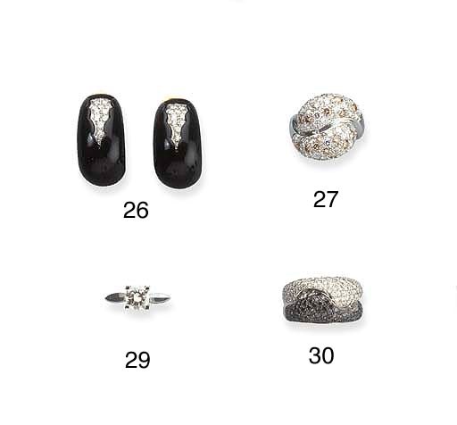 ADLER. A PAIR OF 18K GOLD DIAMOND AND BLACK ENAMEL EARCLIPS