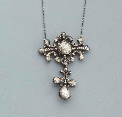 AN ANTIQUE ROSE-CUT DIAMOND PENDANT
