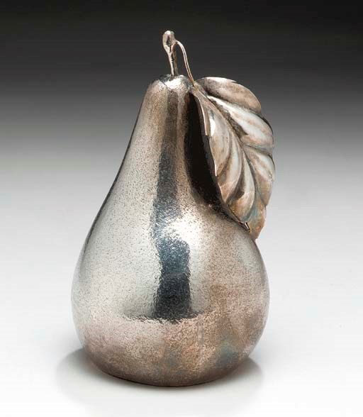 AN ITALIAN SILVER NOVELTY TABLE LIGHTER,