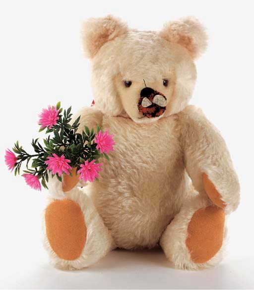 A Steiff prototype teddy bear