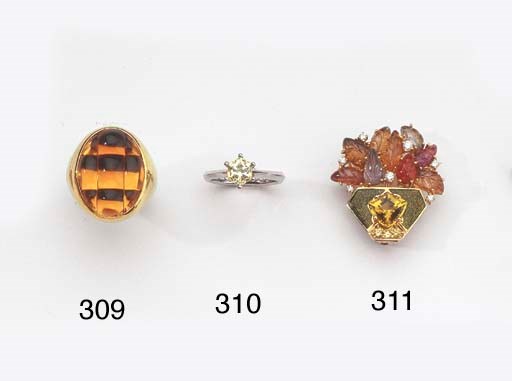 POMELLATO. A GOLD AND CITRINE RING