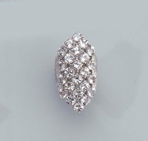 A WHITE GOLD, DIAMOND AND SAPPHIRE RING