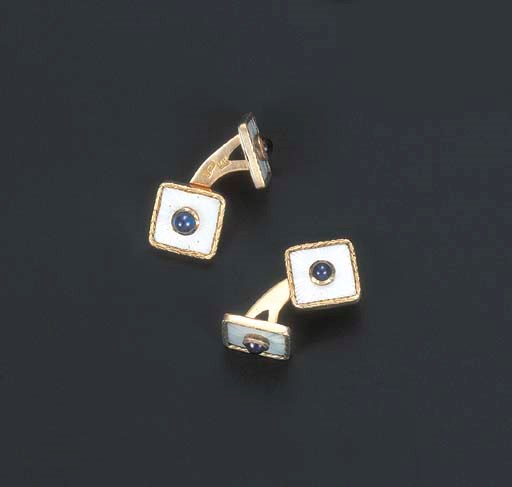 A PAIR OF GOLD, ENAMEL AND SAPPHIRE CUFF LINKS, BY FABERGE