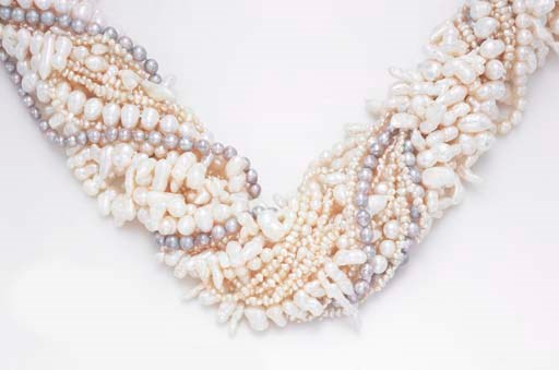A MULTI-STRAND FRESHWATER PEARL NECKLACE