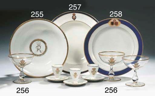 Twelve Berlin KPM porcelain royal armorial dinner plates from the wedding service of Princess Victoria of Great Britain and Frederick III of Prussia