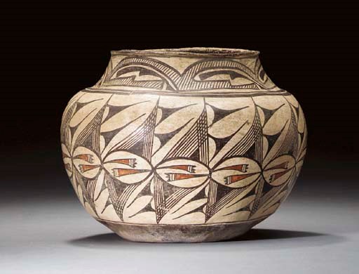 A ZUNI POLYCHROME JAR