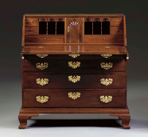 A CHIPPENDALE MAHOGANY SLANT-FRONT DESK