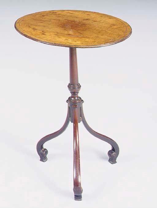 A GEORGE III MAHOGANY TRIPOD TABLE