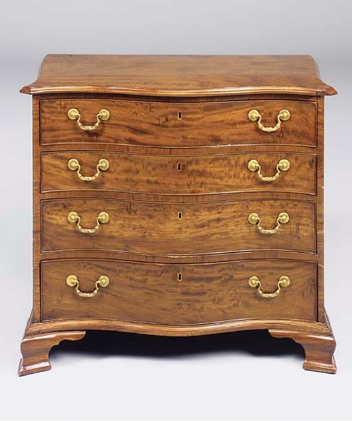 A SCOTTISH GEORGE III MAHOGANY SERPENTINE DRESSING-CHEST