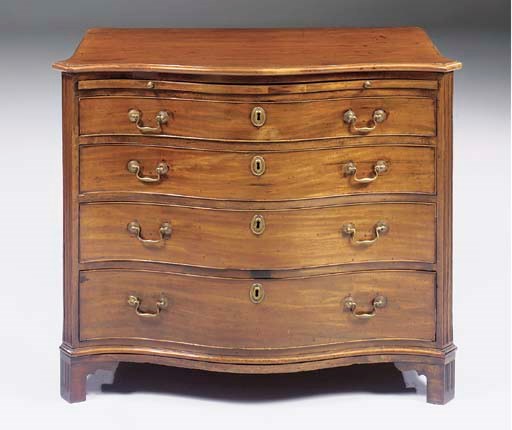 A GEORGE III MAHOGANY SERPENTINE COMMODE