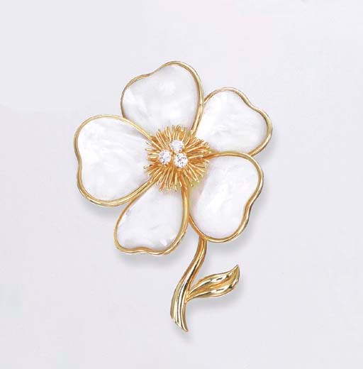 A MOTHER-OF-PEARL FLORAL BROOCH, BY VAN CLEEF & ARPELS