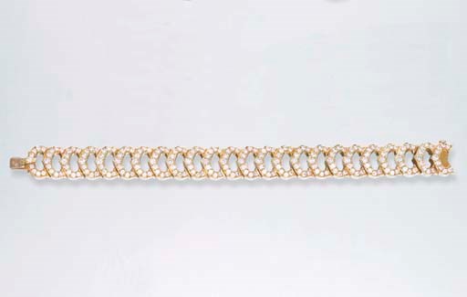 A DIAMOND BRACELET, BY CARTIER