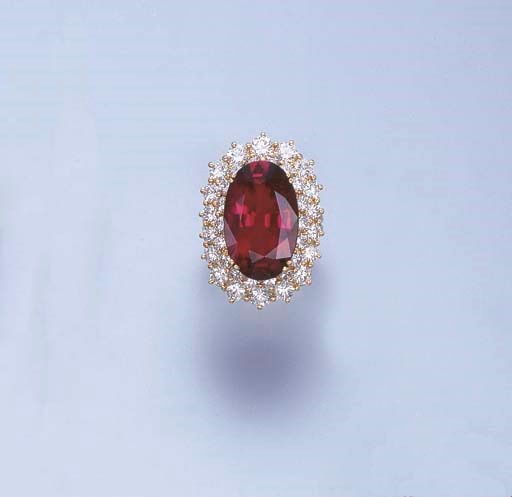 A RUBELLITE TOURMALINE AND DIAMOND RING