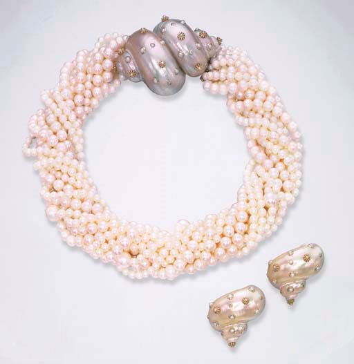 A SUITE OF CULTURED PEARL JEWELLERY, BY TRIANON