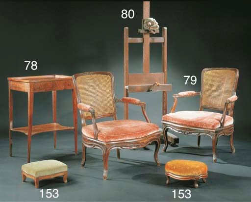 TABOURET D'EPOQUE TRANSITION