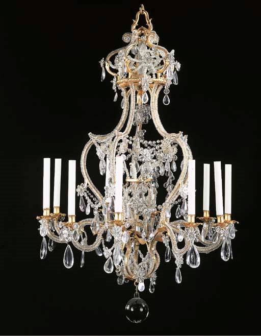 LUSTRE DE STYLE LOUIS XV