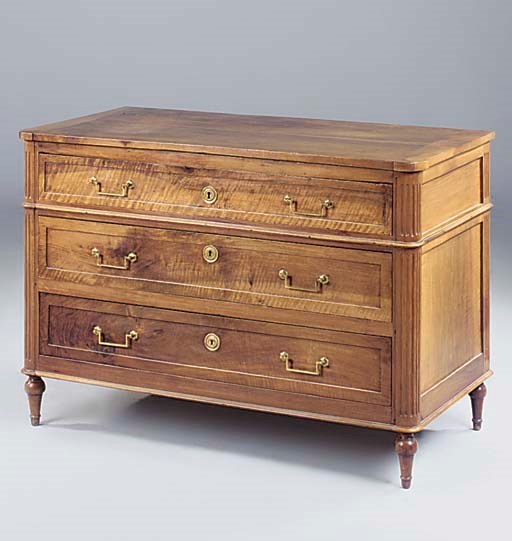 A French walnut commode, 20th century