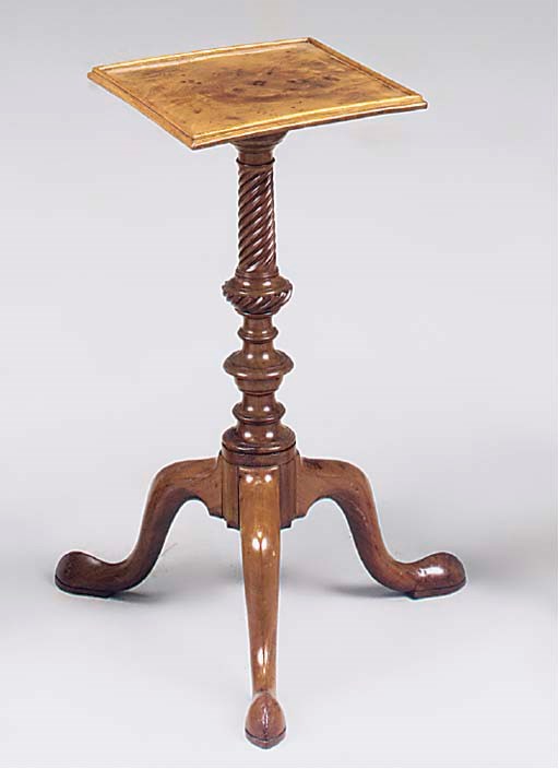 A MAHOGANY WINE TABLE, 20TH CENTURY