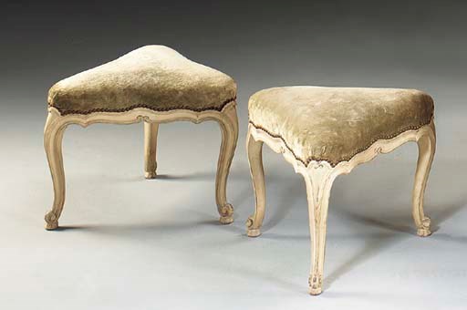 A PAIR OF LOUIS XV STYLE WHITE-PAINTED TABOURETS,