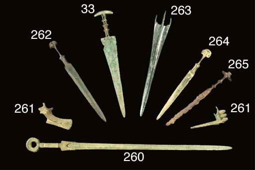 A NORTH-WEST PERSIAN BRONZE SHORT SWORD