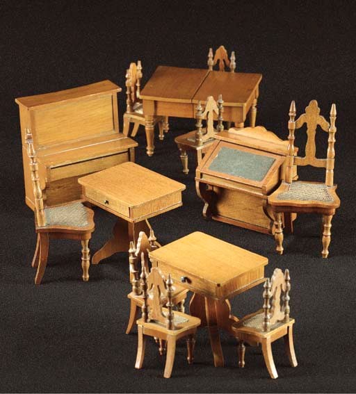 Dolls' house 'cherrywood' furniture