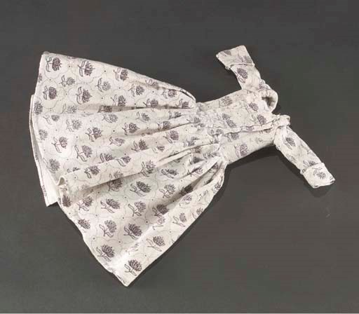 A dolls' open robe of white linen