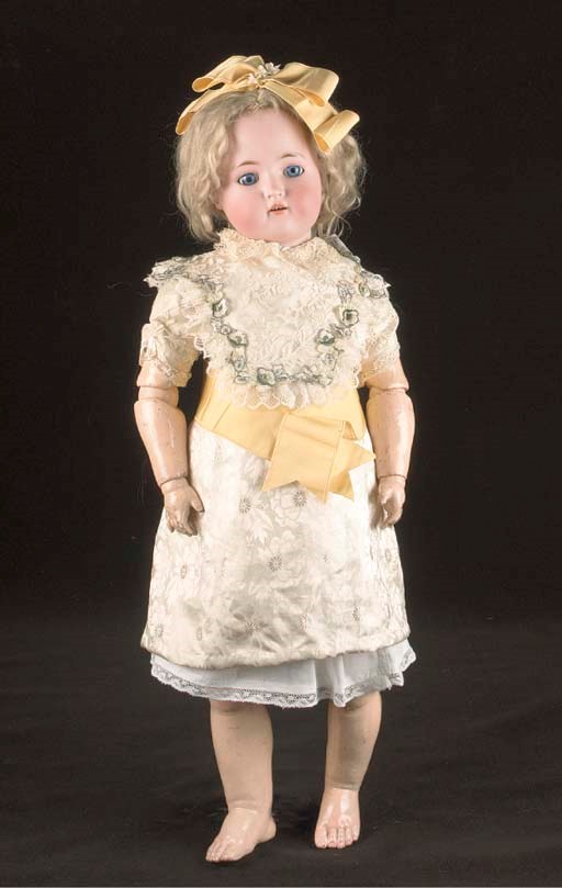 A Simon & Halbig for Kämmer & reinhardt child doll