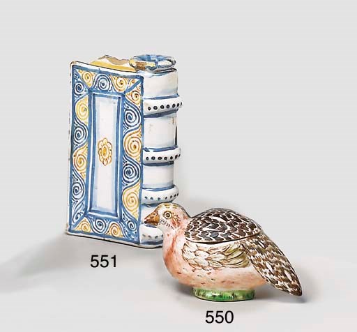BOUILLOTTE TROMPE-L'OEIL EN FAIENCE FRANCAISE DE LA FIN DU XVIIIème SIECLE