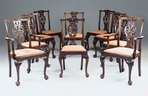 A SET OF TEN MAHOGANY DINING CHAIRS