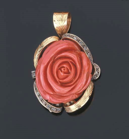 Pendente in corallo e rose di diamante