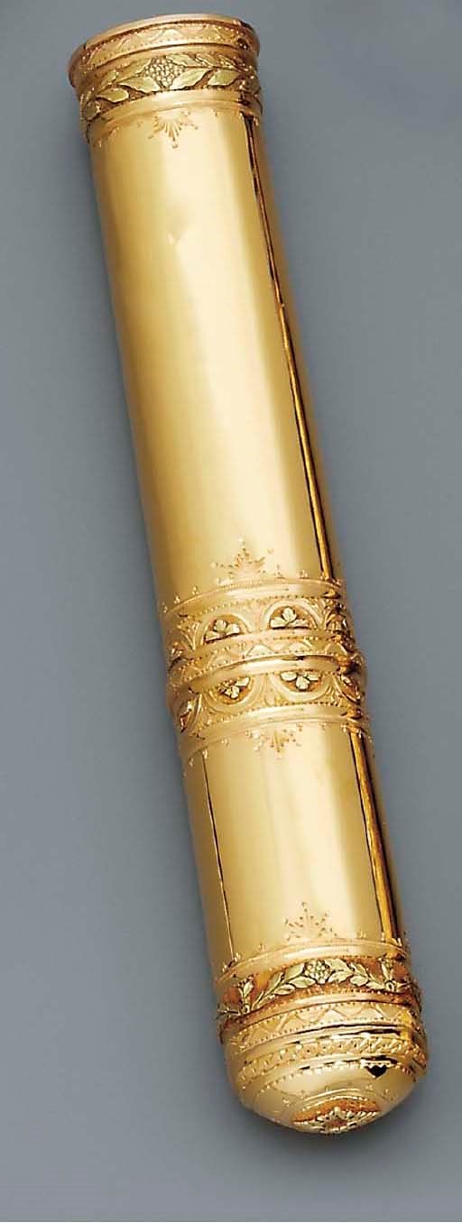 A LOUIS XVI TWO-COLOUR GOLD SEALING-WAX CASE