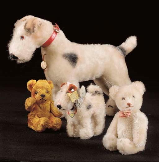 A Schuco yes/no teddy bear