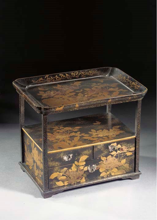 A lacquer table cabinet
19th Century