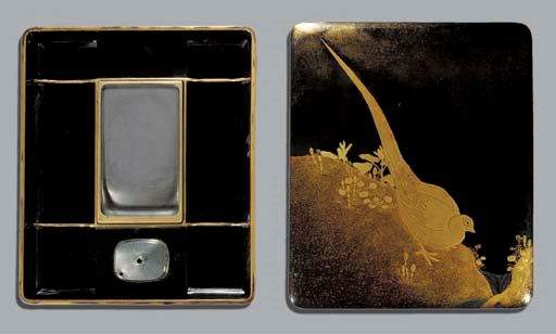 A black lacquer Suzuribako
Late 19th century