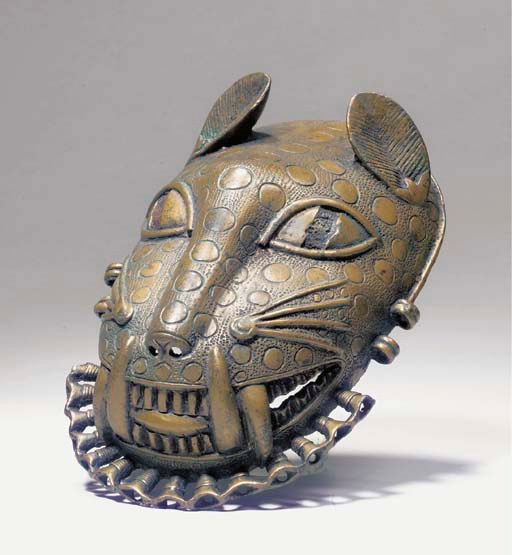 MASQUE DE CEINTURE EN LAITON DU BENIN