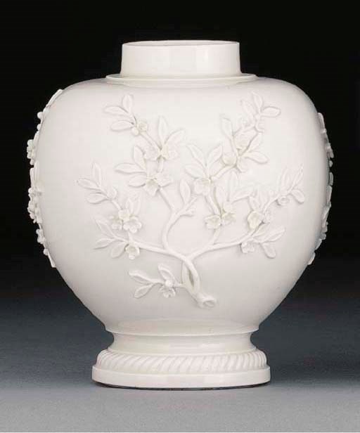 A Böttger white oviform vase