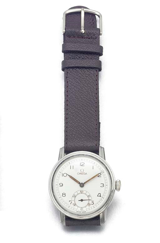 OMEGA: A MILITARY STAINLESS STEEL WRISTWATCH
signed Omega, circa 1945.