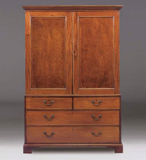 A GEORGE III MAHOGANY LINEN PRESS