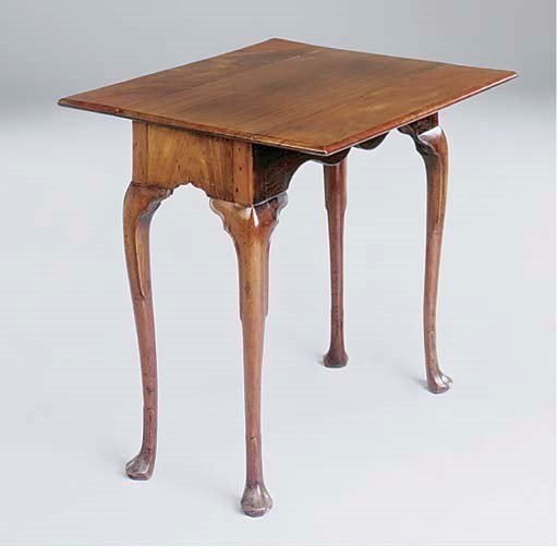 An Irish George III mahogany Pembroke table, of small proportions